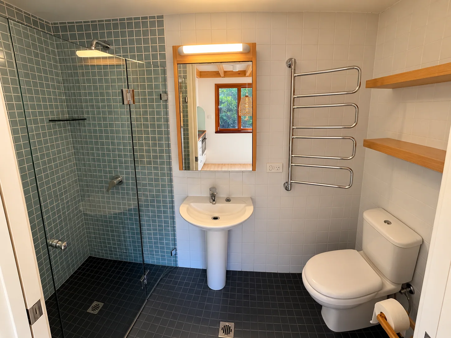 Combined view of Balmain bathroom before renovation